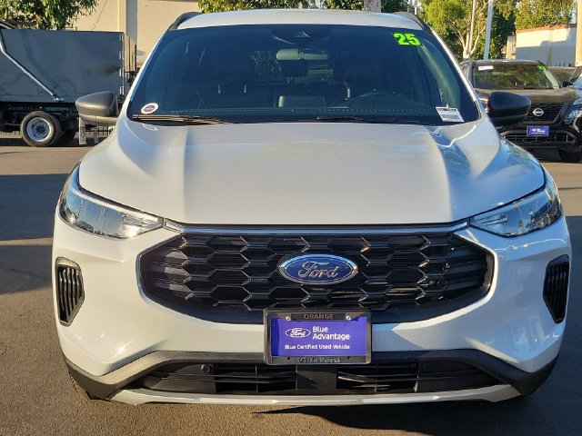 Certified 2025 Ford Escape ST-Line FWD image 26