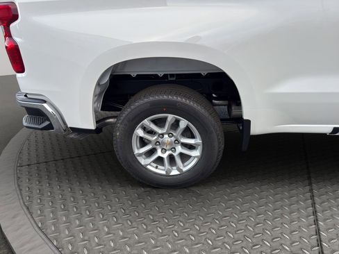 New 2026 Chevrolet Silverado 1500 LT image 24