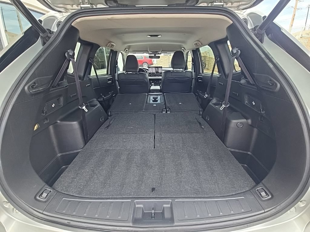 Used 2025 Mitsubishi Outlander SE FWD image 37