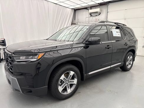 New 2026 Honda Pilot EX-L image 3