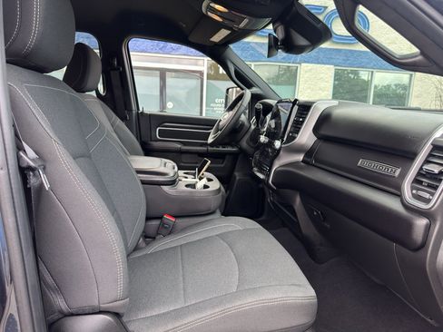 Used 2025 RAM 2500 Big Horn AWD/4WD image 11