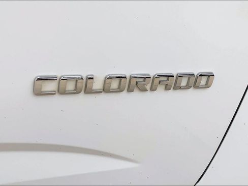 Used 2018 Chevrolet Colorado ZR2 w/ ZR2 Dusk Special Edition AWD/4WD image 10