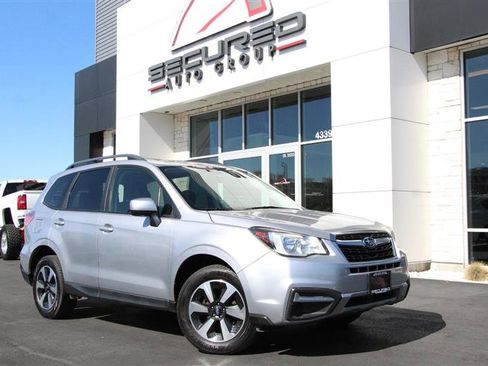 Used 2018 Subaru Forester 2.5i Premium AWD/4WD image 1