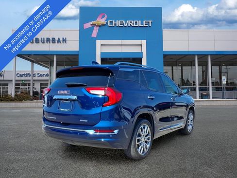 Used 2023 GMC Terrain Denali w/ Denali Premium Package AWD/4WD image 7