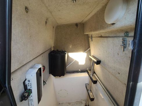 Used 2006 Kia Telluride image 22