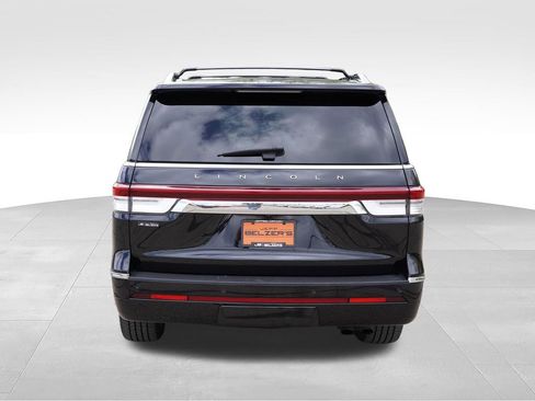 Used 2022 Lincoln Navigator Reserve AWD/4WD image 6