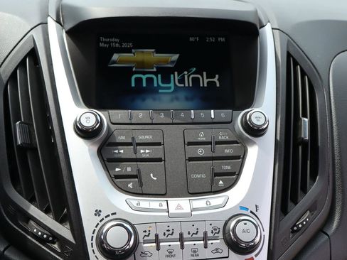 Used 2015 Chevrolet Equinox LT w/ Driver Convenience Package image 9