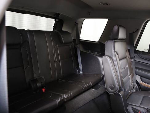 Used 2018 GMC Yukon Denali AWD/4WD image 12