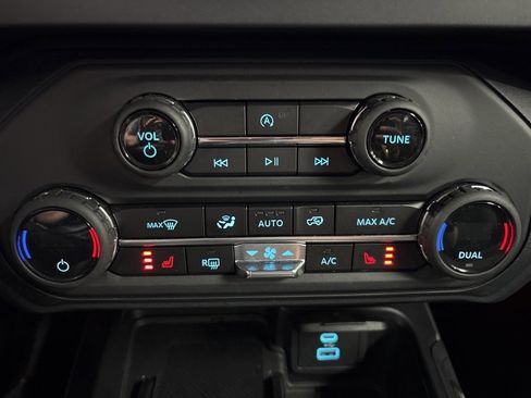 Used 2025 Ford Bronco Big Bend image 32