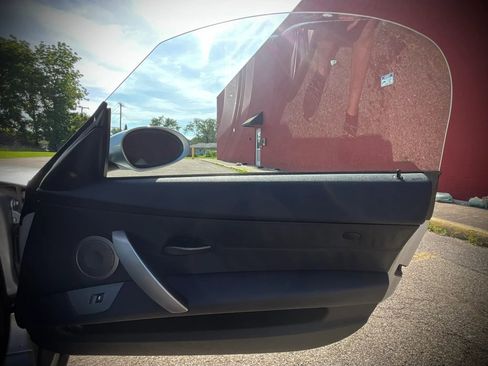 Used 2003 BMW Z4 3.0i RWD image 18