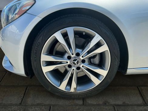 Used 2017 Mercedes-Benz C 300 Sedan image 23