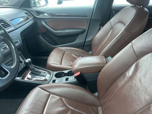 Used 2016 Audi Q3 2.0T Premium Plus w/ Technology Package image 5