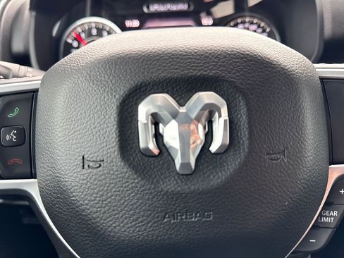 Used 2022 RAM 1500 Big Horn image 31