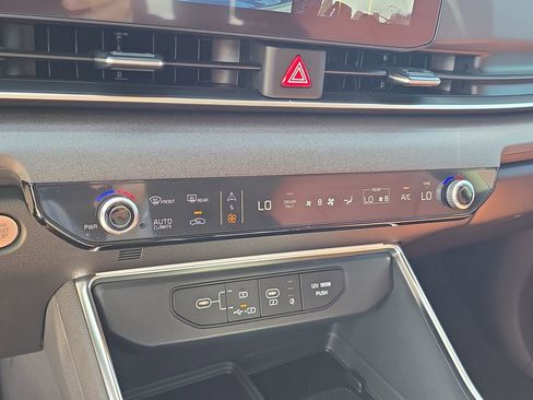 New 2026 Kia Carnival SX FWD image 27