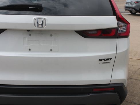 Used 2024 Honda CR-V Sport Touring image 4