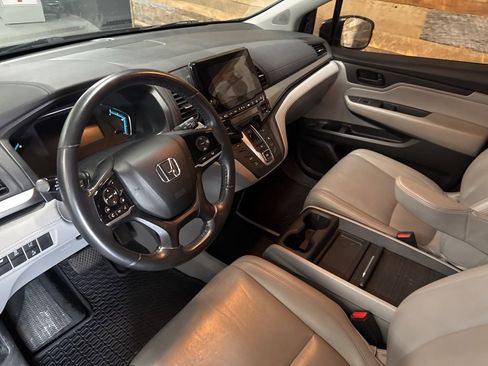 Used 2018 Honda Odyssey EX-L image 9