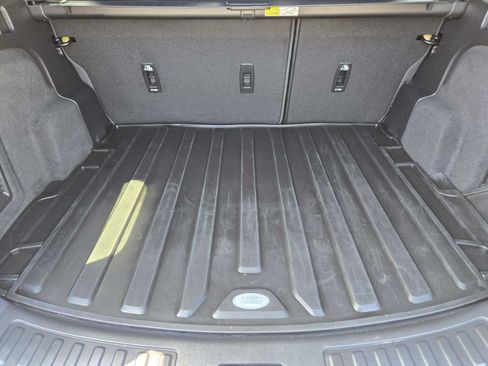 Used 2024 Land Rover Discovery Sport Dynamic SE AWD/4WD image 31