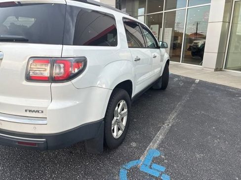 Used 2016 GMC Acadia SLE AWD/4WD image 4