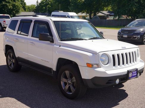 Used 2015 Jeep Patriot 4WD image 7