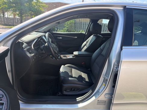 Used 2014 Chevrolet Impala LT FWD image 20