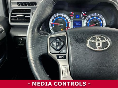 Used 2016 Toyota 4Runner Limited AWD/4WD image 9