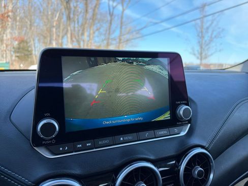 Used 2025 Nissan Sentra SV image 22