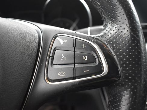 Used 2018 Mercedes-Benz C 300 4MATIC Sedan image 10