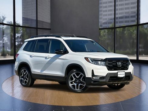 Used 2022 Honda Passport Elite image 2