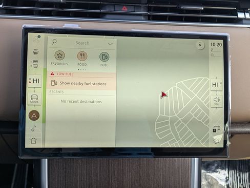 New 2026 Land Rover Range Rover Long Wheelbase SE image 13