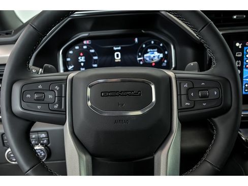 New 2026 GMC Sierra 1500 Denali w/ Denali Reserve Package AWD/4WD image 15