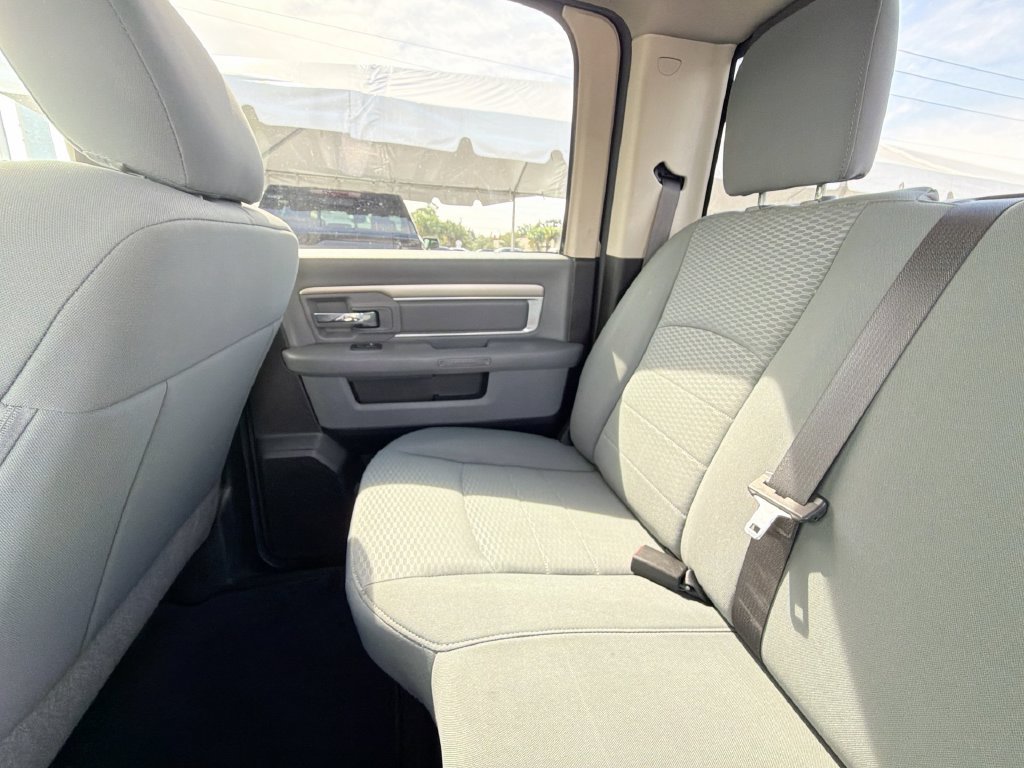 Used 2019 RAM 1500 Classic SLT AWD/4WD image 13
