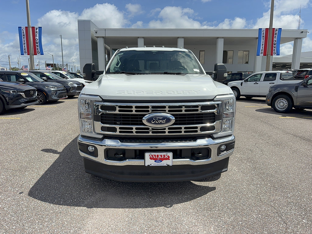 New 2026 Ford F350 XL w/ XL Chrome Package AWD/4WD image 3