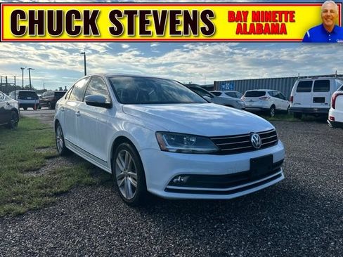 Used 2017 Volkswagen Jetta SEL FWD image 1