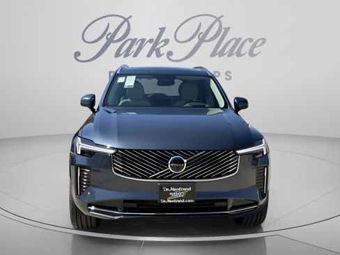 New 2026 Volvo XC90 B5 Ultra w/ Protection Package Premier AWD/4WD image 10