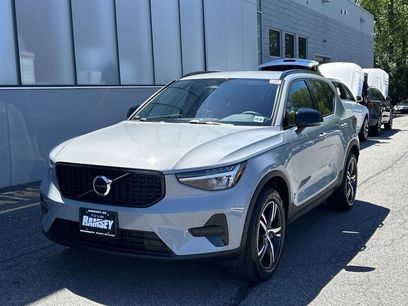 Certified 2024 Volvo XC40 B5 Core
