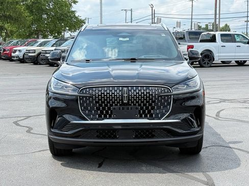Used 2025 Lincoln Aviator Reserve w/ Illumination Package AWD/4WD image 9