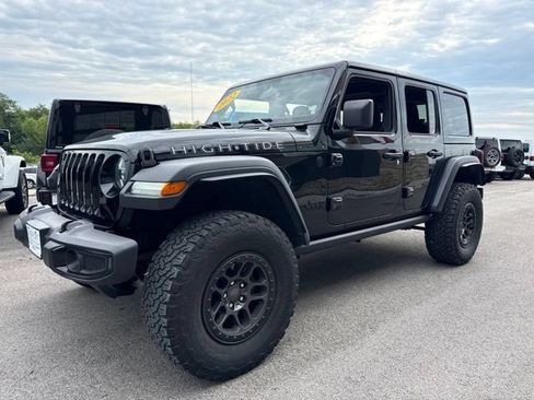 Used 2022 Jeep Wrangler Unlimited Sport AWD/4WD image 8