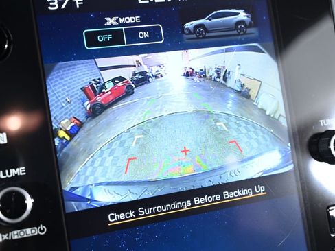 Used 2024 Subaru Crosstrek 2.0i Premium image 19