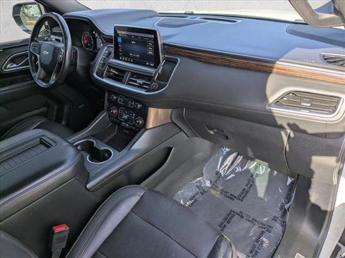 Used 2021 Chevrolet Tahoe High Country w/ Premium Package image 21