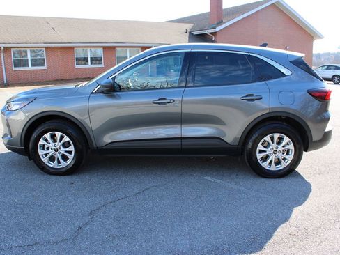 Used 2024 Ford Escape Active image 6