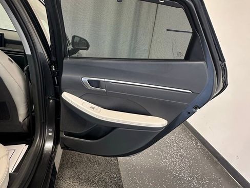 Certified 2025 Hyundai Sonata Limited image 21