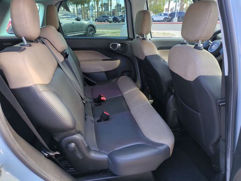 Used 2014 FIAT 500L Lounge image 25