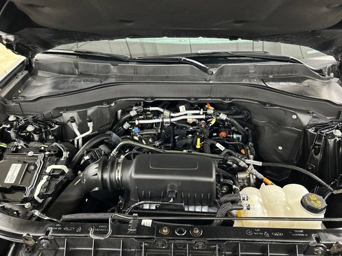 Certified 2024 Ford Explorer XLT w/ Equipment Group 202A AWD/4WD image 30