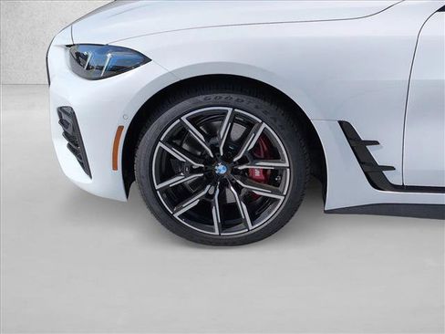 New 2026 BMW M440i w/ Premium Package RWD image 9