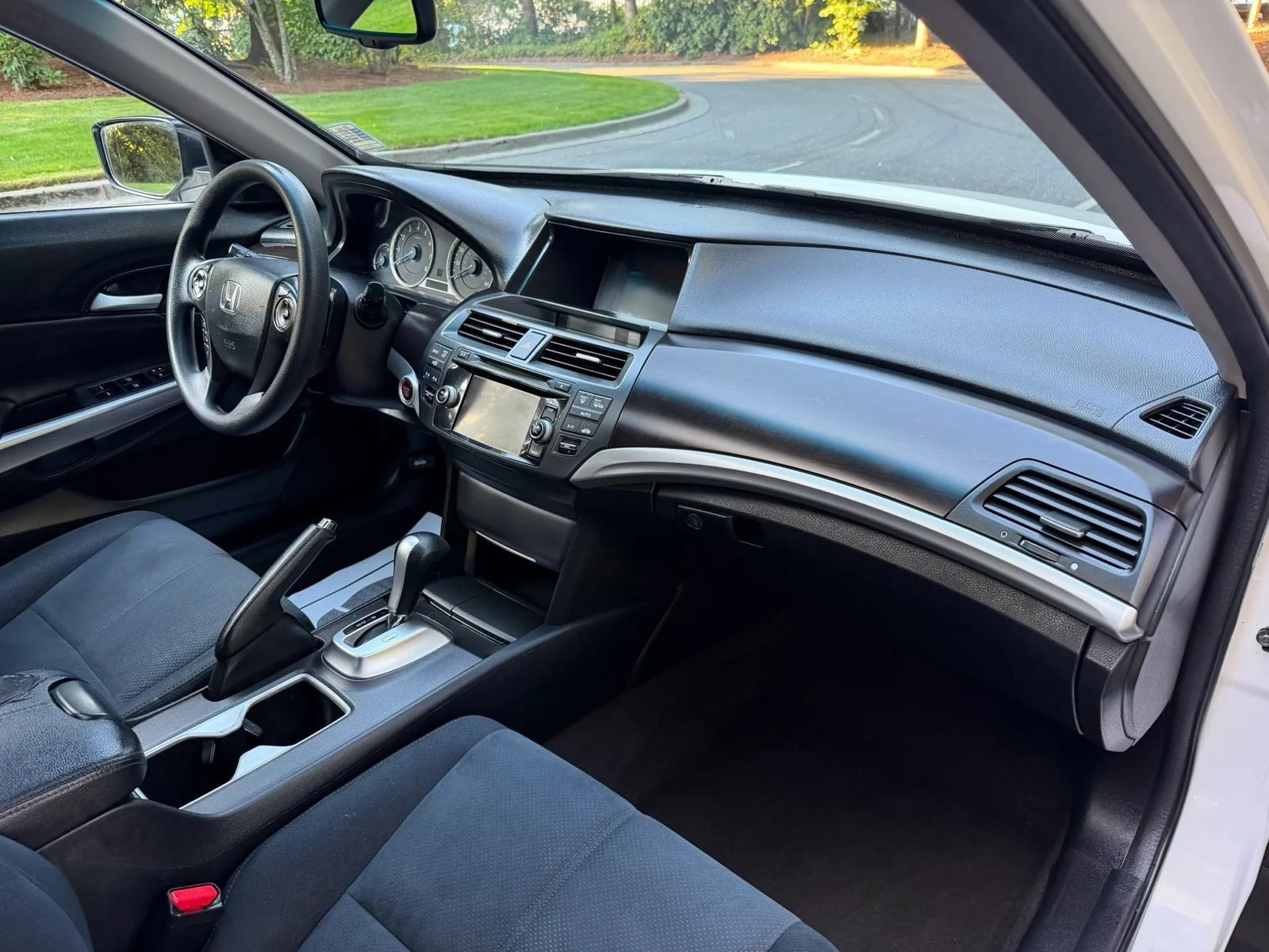 Used 2014 Honda Crosstour EX image 9