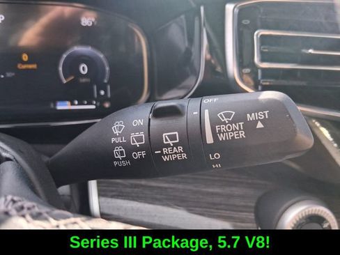 Used 2022 Jeep Wagoneer Series III w/ Convenience Group I RWD image 29