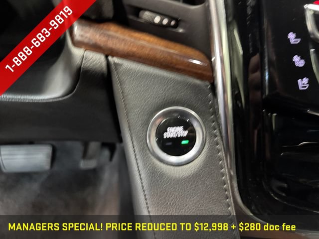 Used 2016 Cadillac Escalade ESV Luxury AWD/4WD image 23