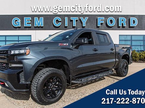 Used 2019 Chevrolet Silverado 1500 LT Trail Boss image 1