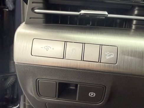 Used 2026 Hyundai Kona SEL Sport AWD/4WD image 42