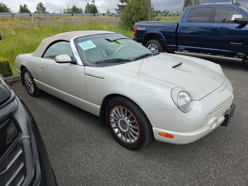 Used 2005 Ford Thunderbird 50th Anniversary RWD image 5